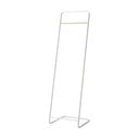 Biely kovový stojan na oblečenie Tower – YAMAZAKI