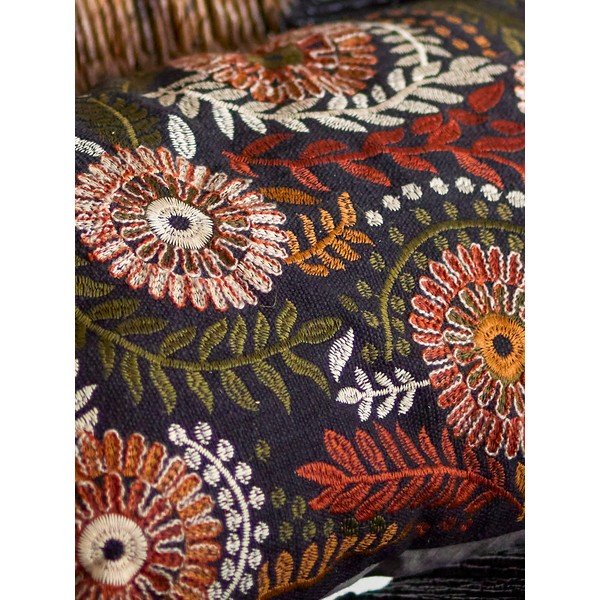 Dekoračný vankúš 60x35 cm Seveso – Bloomingville-image-4