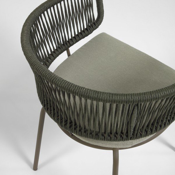 Záhradná stolička s oceľovou konštrukciou a zeleným výpletom Kave Home Nadin-image-4