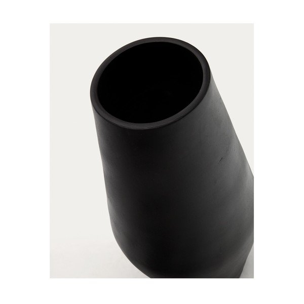 Matne čierna terakotová ručne vyrobená vysoká váza (výška 61 cm) Posia – Kave Home-image-1