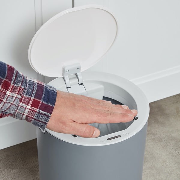 Svetlosivý odpadkový kôš Addis Sensoric, 8 l-image-3