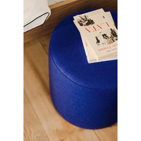 Modrý vlnený taburet Folk – noo.ma-image-2