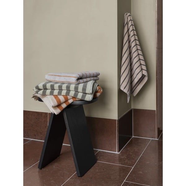 Zelený froté uterák z Bio bavlny 50x100 cm Arto – Blomus-image-1