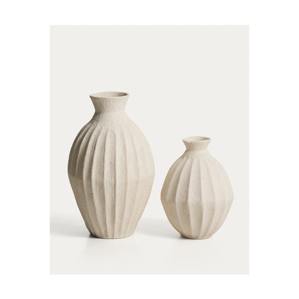 Krémovobiela ručne vyrobená/vysoká váza z papiermaša (výška  67 cm) Arquena – Kave Home-image-1