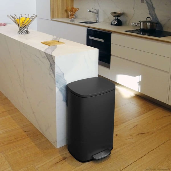 Matne čierny nášľapný oceľový odpadkový kôš 50 l Akira – Spirella-image-1