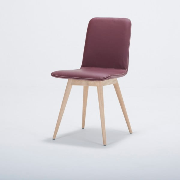 Jedálenská stolička z masívneho dubového dreva s koženým vínovým sedadlom Gazzda Ena