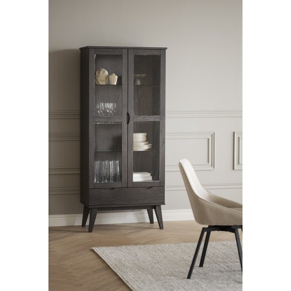 Hnedá vitrína v dekore duba 82x185 cm Filippa – Rowico-image-1