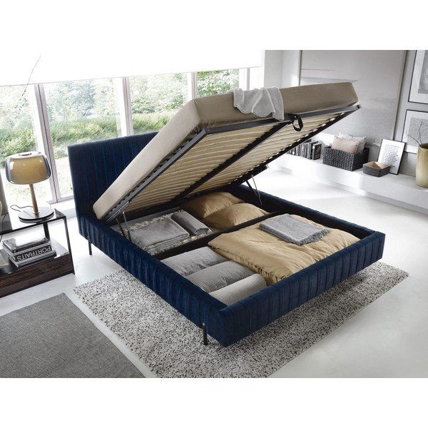 Tmavomodrá čalúnená dvojlôžková posteľ s úložným priestorom s roštom 140x200 cm Plissa – ELTAP-image-2