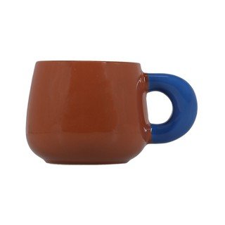 Tmavohnedý hrnček z kostného porcelánu 470 ml Coco – ONA
