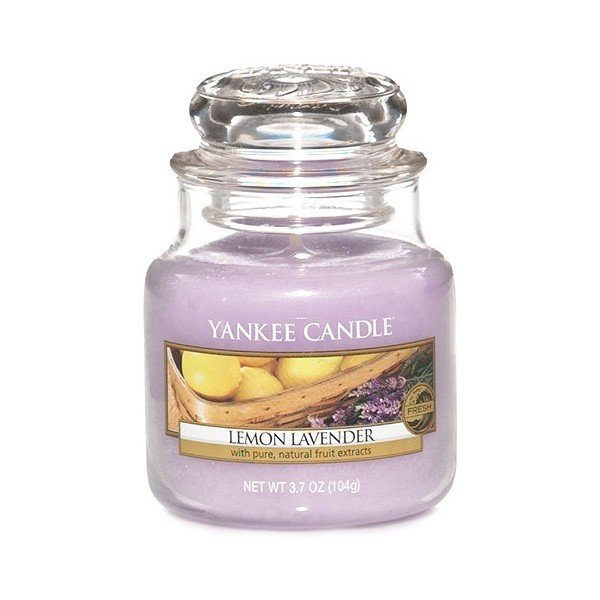 Vonná sviečka Yankee Candle Citrón a Levanduľa, doba horenia 25 - 40 hodín