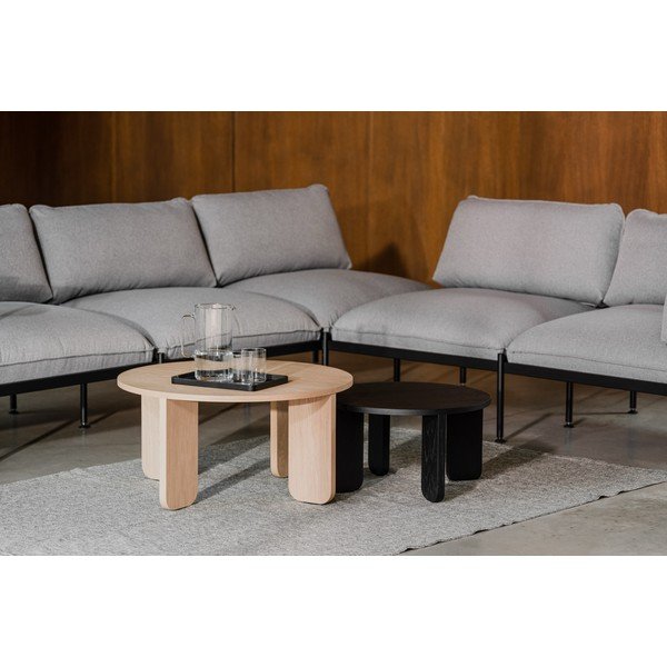 Čierny okrúhly konferenčný stolík s doskou v dubovom dekore ø 55 cm Kuvu – noo.ma-image-2