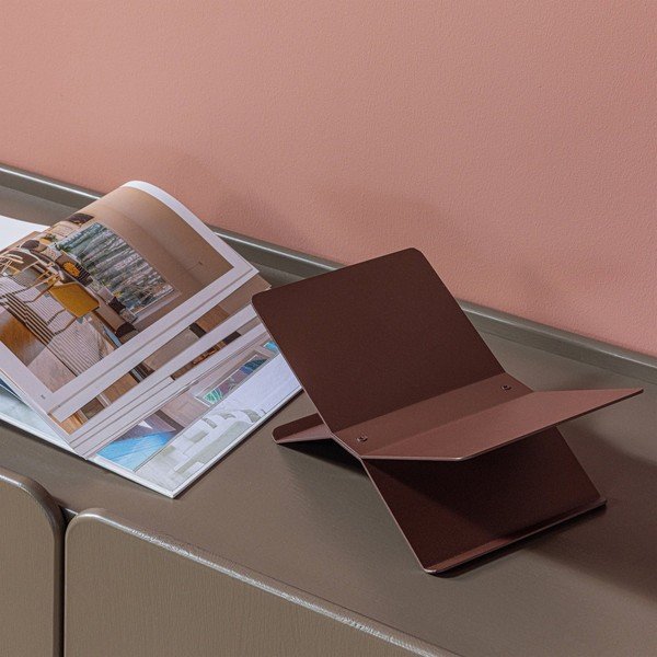 Kovový stojan na kuchárske knihy Brook – WOOOD-image-2