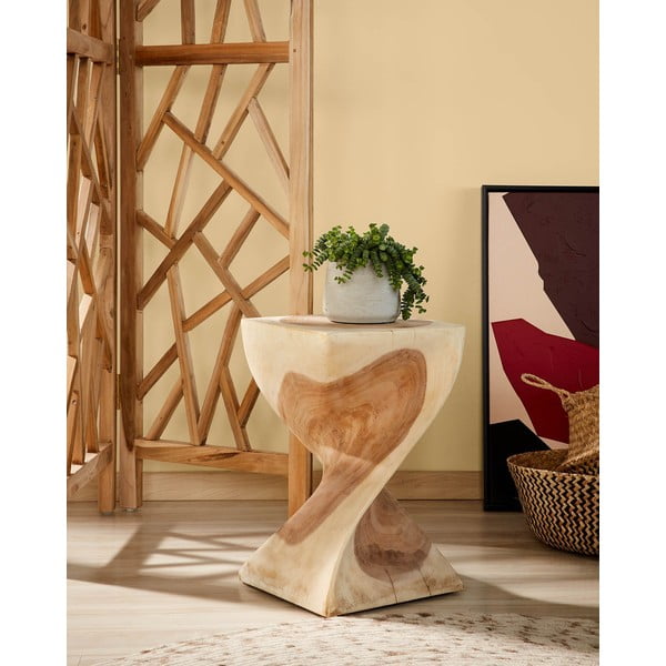 Odkladací stolík z masívu munggur 30x30 cm Hakon – Kave Home-image-1