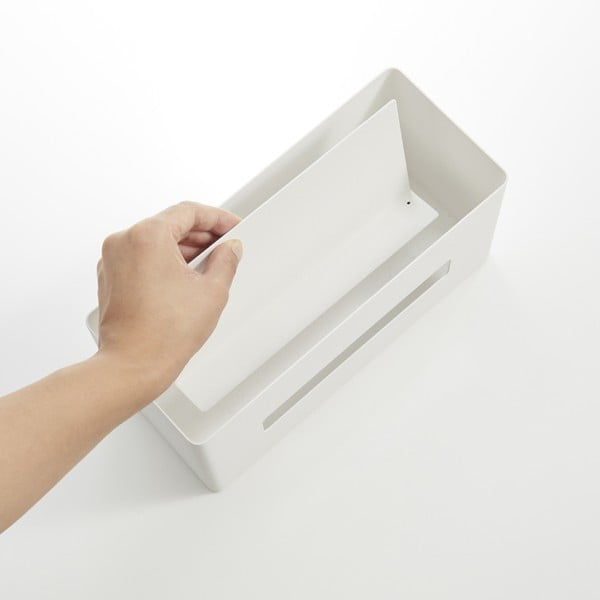 Kovový box na vreckovky Rin – YAMAZAKI-image-4