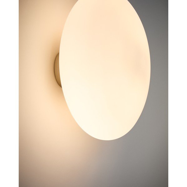 Biele/v striebornej farbe nástenné svietidlo ø 26 cm Bamila – Kave Home-image-3