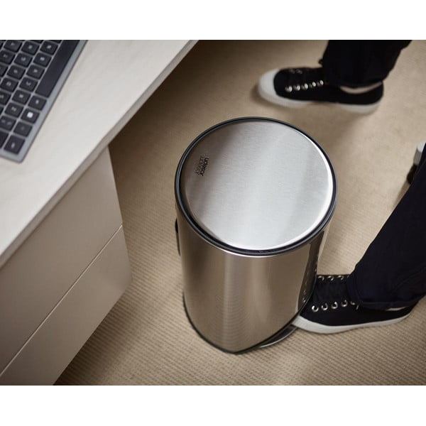 Nášľapný odpadkový kôš z nehrdzavejúcej ocele v lesklo striebornej farbe 10 l Arc – Joseph Joseph-image-4