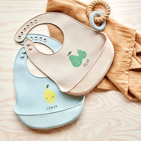 Silikónové podbradníky v súprave 2 ks v mentolovej farbe/béžové Yummy – OYOY Mini-image-1