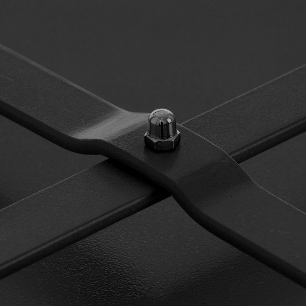 Kovový okrúhly záhradný odkladací stolík ø 50 cm Marzia - LDK Garden-image-1