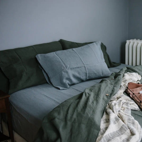 Modrá/sivá napínacia ľanová plachta 160x200 cm Blue Fog – Linen Tales-image-1