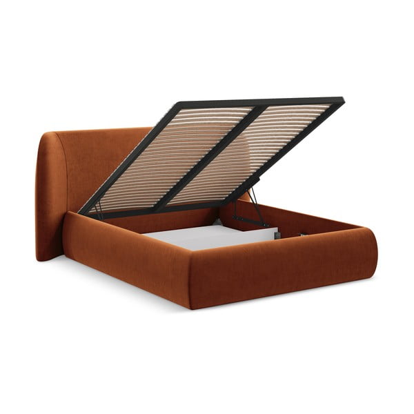 Čalúnená dvojlôžková posteľ v terakotovej farbe s úložným priestorom s roštom 160x200 cm Hauke – Makamii-image-2
