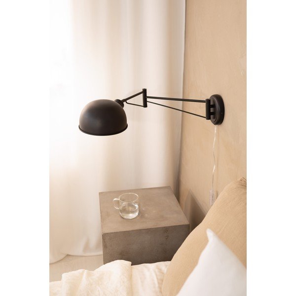 Čierne nástenné svietidlo Portland – Markslöjd-image-1