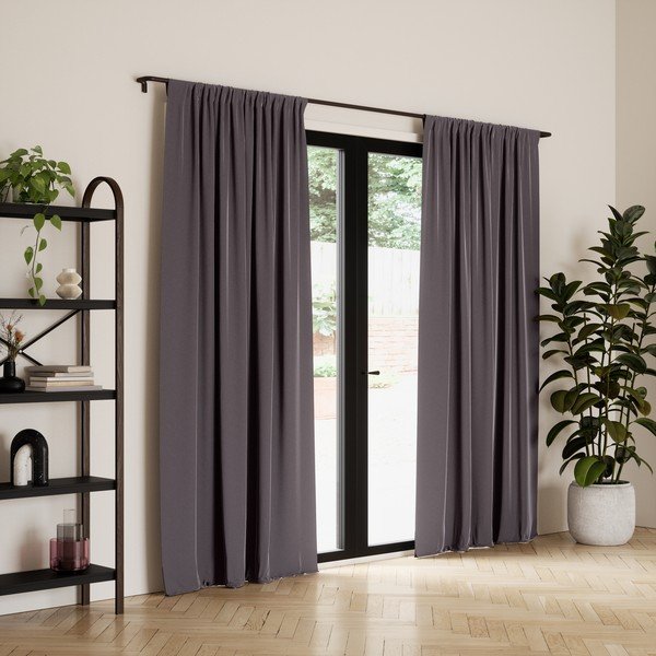 Tmavosivé zatemňovacie závesy v súprave 2 ks 132x213 cm Twilight – Umbra-image-1