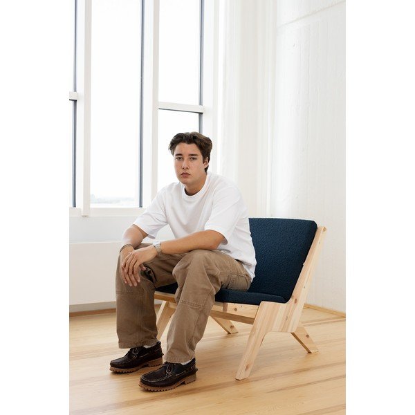 Tmavomodré kreslo Sway – Karup Design-image-1