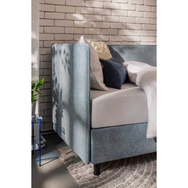 Modrá čalúnená jednolôžková posteľ s úložným priestorom s matracom 120x200 cm Avela – Bonami Selection-image-3