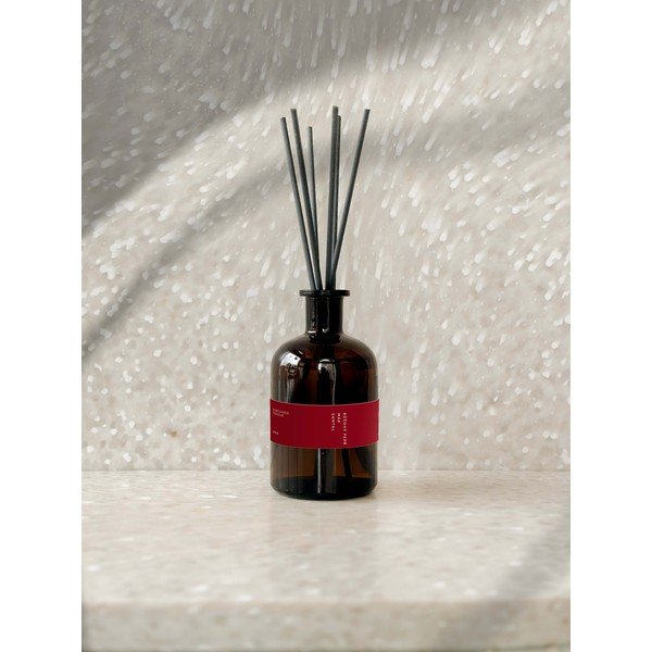 Difuzér #90 Pink Pepper, Poppy, Sandalwood – Perfumed Prague