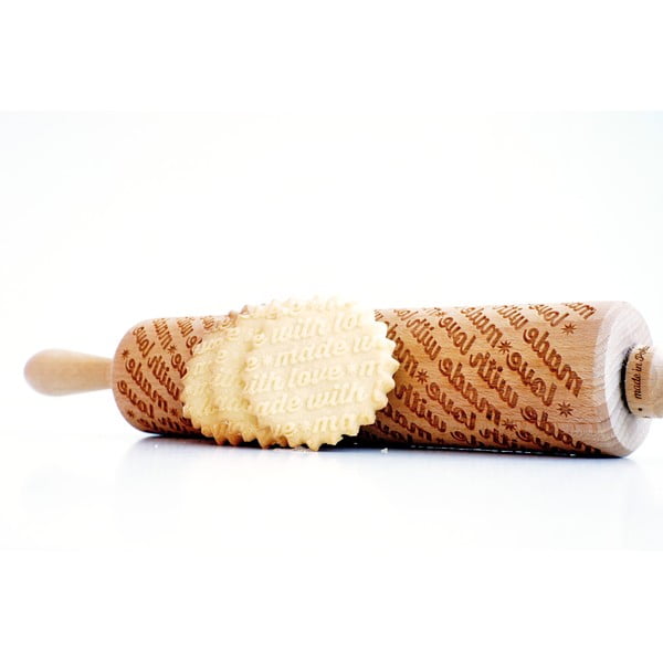Drevený embosovaný valček na cesto Valek Made with Love-image-3