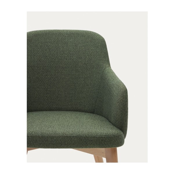 Tmavozelené čalúnené jedálenské kreslo s podrúčkami Nelida – Kave Home-image-1