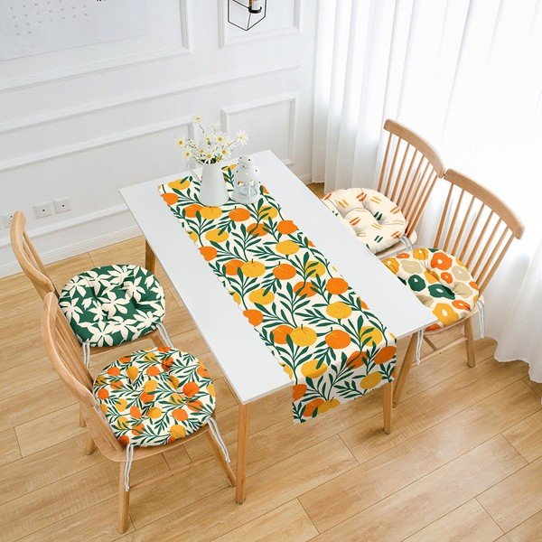 Set 4 ks sedákov a behúňa na stôl – Mila Home-image-1