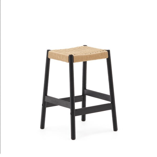 Barové stoličky z dubového dreva v čierno-prírodnej farbe v súprave 2 ks (výška sedadla 66 cm) Yalia – Kave Home