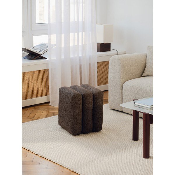 Hnedý taburet z textílie buklé Radd – noo.ma-image-3