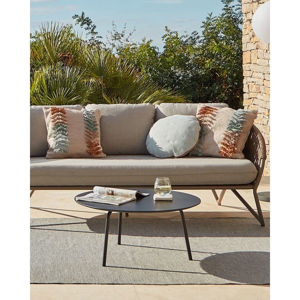 Čierny konferenčný stôl Kave Home Ulrich, ⌀ 70 cm-image-1