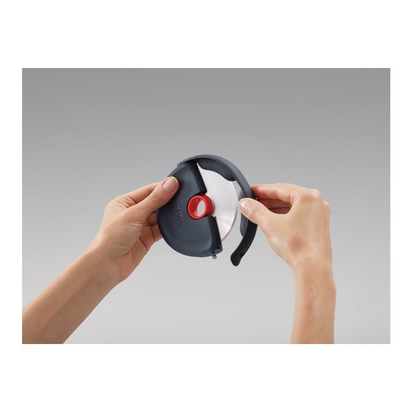 Silikónovo–nerezový krájač na pizzu Disc – Joseph Joseph-image-2