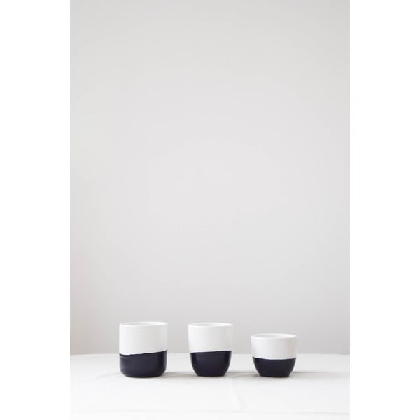 Čierno-biely kameninový hrnček ÅOOMI Luna, 250 ml-image-1