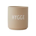 Béžový porcelánový hrnček Design Letters Favourite Hygge