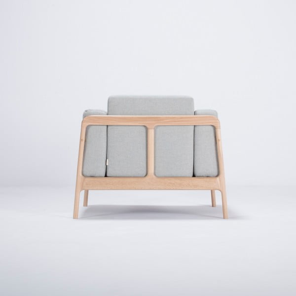 Kreslo s konštrukciou z dubového dreva s modrosivým textilným sedadlom Gazzda Fawn-image-4