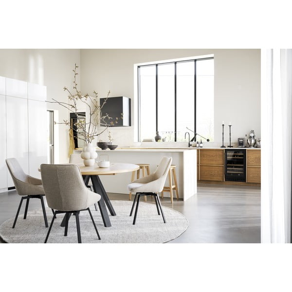 Okrúhly rozkladací jedálenský stôl v dekore duba v prírodnej farbe ø 135 cm Maddock – Rowico-image-2