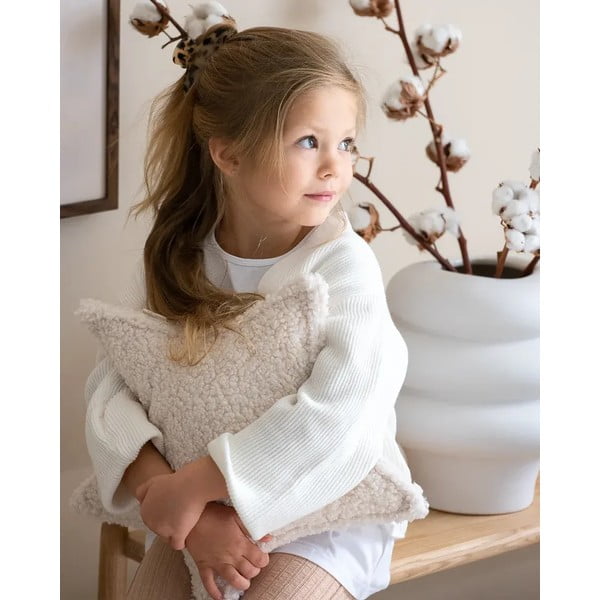 Krémový detský pohovkový vankúš z textílie buklé Star – Wigiwama-image-2