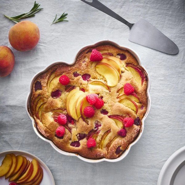 Keramická forma na koláč 26,5x24,5 cm Madeleine – Emile Henry-image-1