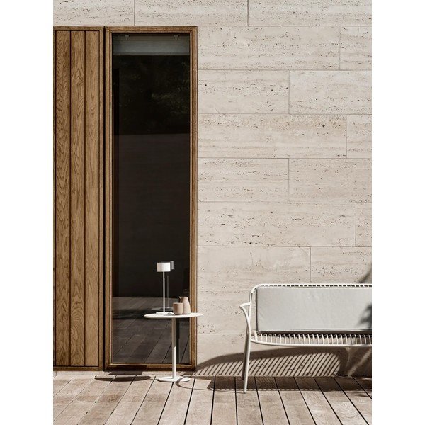 Svetlosivá kovová záhradná lavica Yua Wire – Blomus-image-4