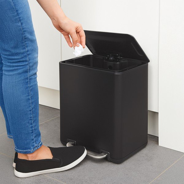 Čierny pedálový odpadkový kôš z nehrdzavejúcej ocele 20 l Black – Orion-image-1