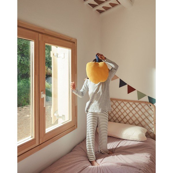 Detský vankúšik Amarantha – Kave Home-image-3