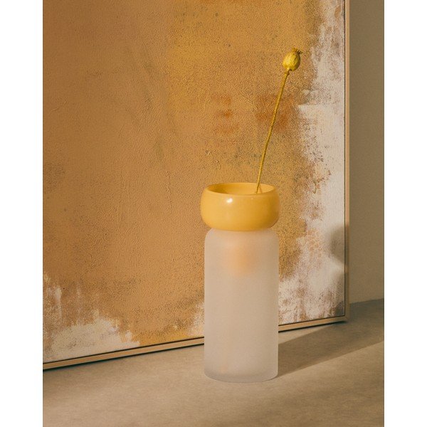 Žltá sklenená váza (výška  30,5 cm) Kelse – Kave Home-image-1