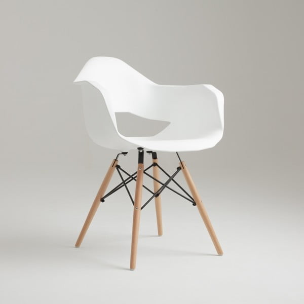 Biela stolička s drevenými nohami Match Arms