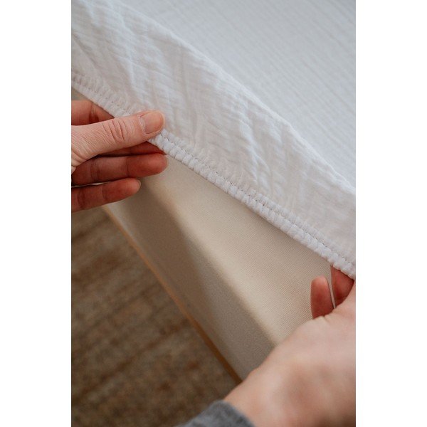 Biele napínacie mušelínové detské prestieradlo do postieľky 60x120 cm Burumcuk – Mijolnir-image-3