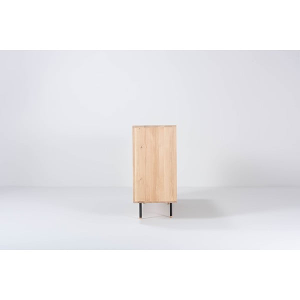 Nízka komoda z dubového dreva v čierno-prírodnej farbe 176x100 cm Fina - Gazzda-image-4