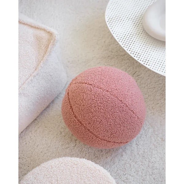 Ružový detský pohovkový vankúš z textílie buklé Ball – Wigiwama-image-4